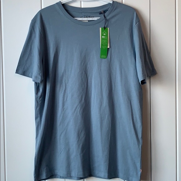 Jack and Jones T-Shirt - Picture 2 of 5